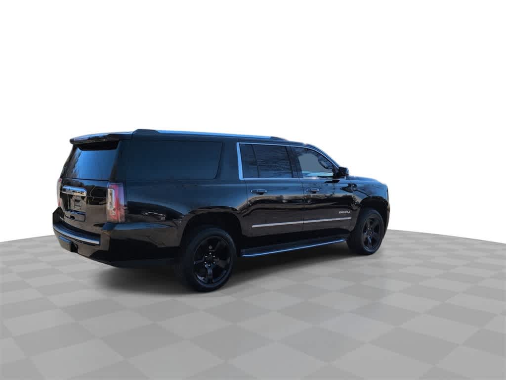 Thumbnail: 2019 GMC Yukon XL - 8