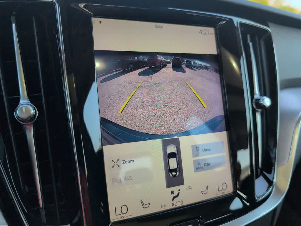 Thumbnail: 2020 Volvo S60 - 30