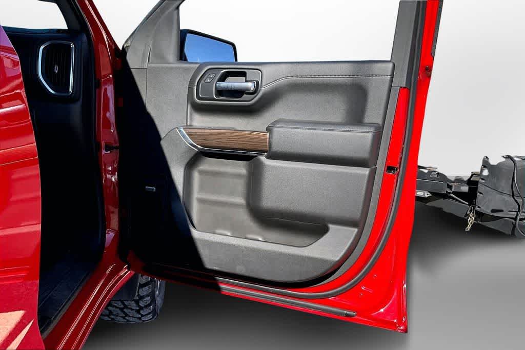 Thumbnail: 2019 Chevrolet Silverado 1500 - 17