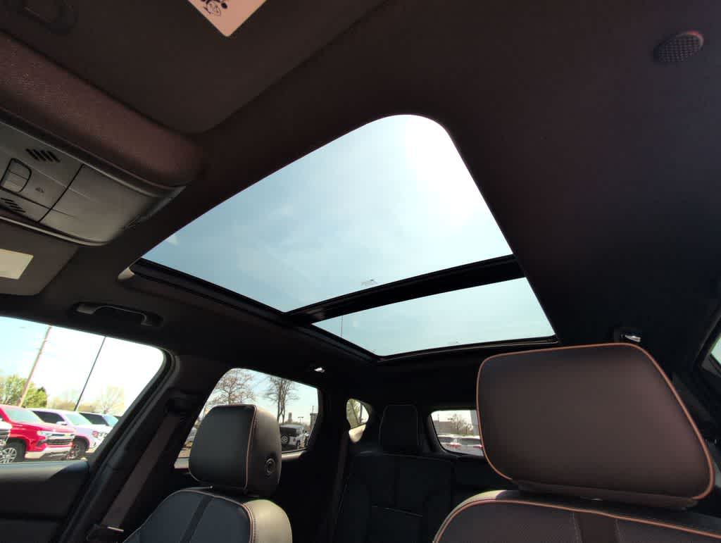 Thumbnail: 2021 Chevrolet Blazer - 19