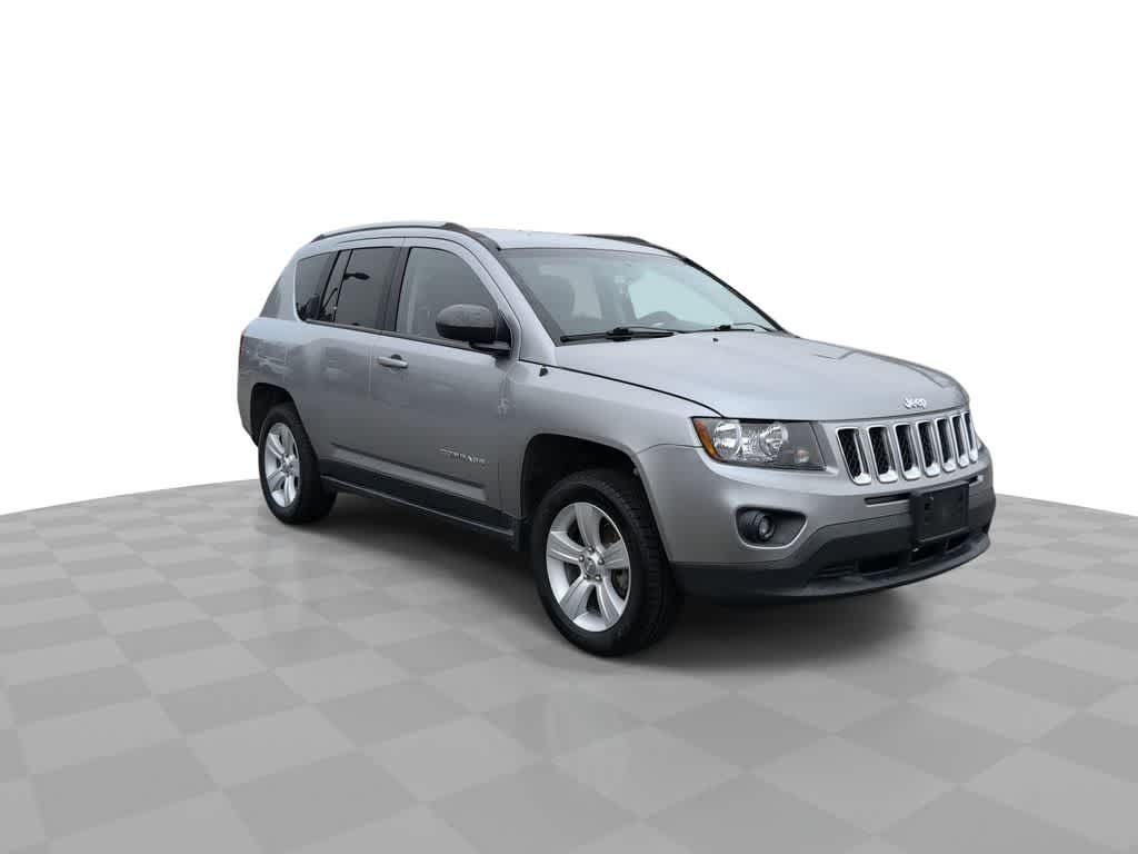 Thumbnail: 2017 Jeep Compass - 2