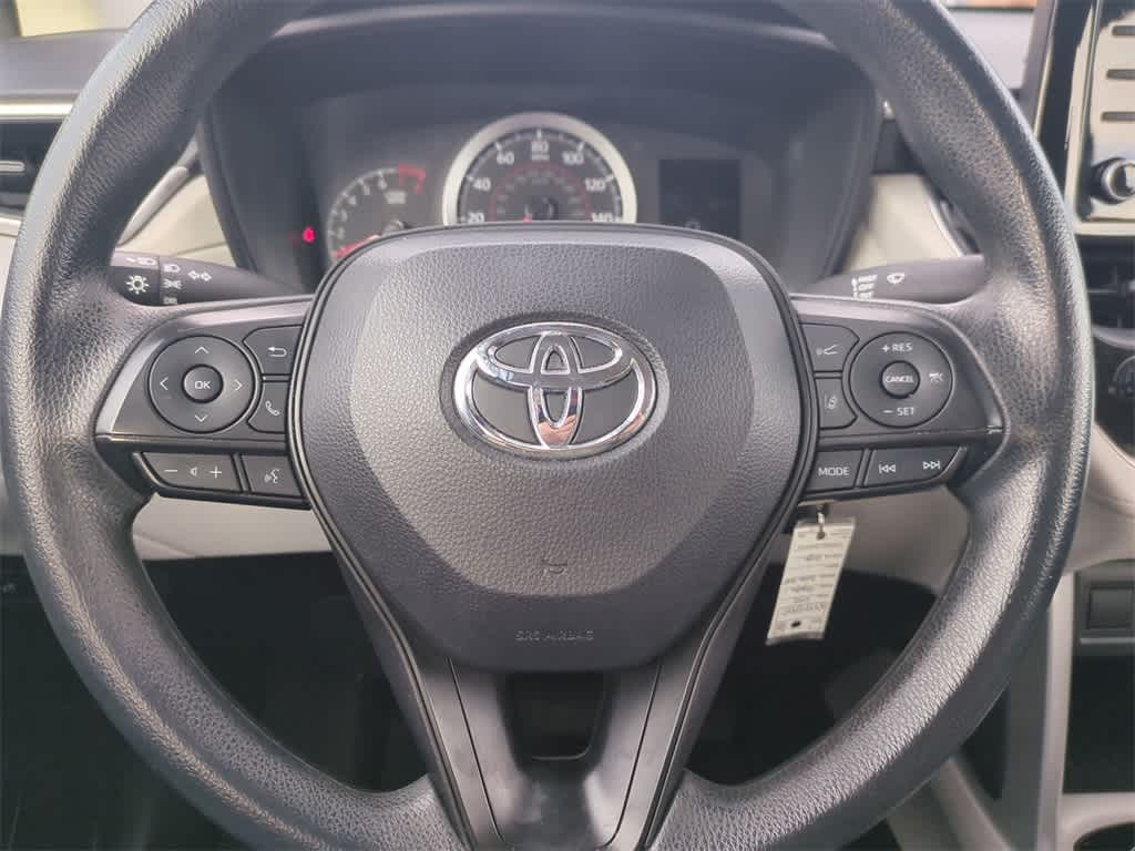 Thumbnail: 2022 Toyota Corolla Cross - 21