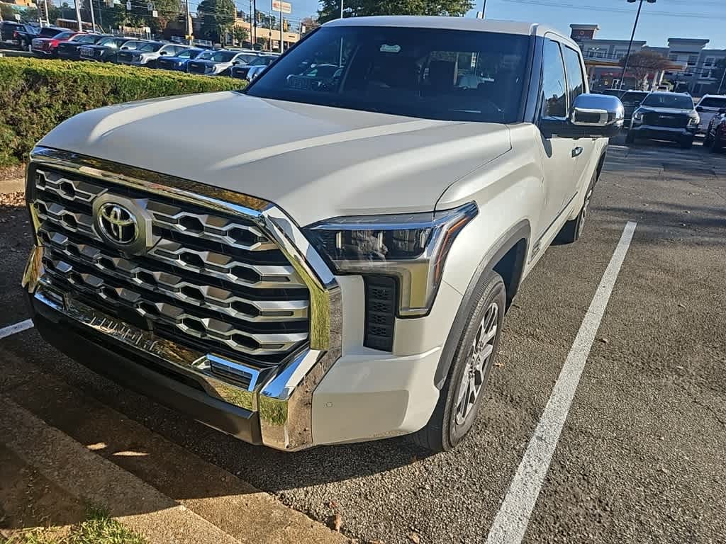 Thumbnail: 2022 Toyota Tundra - 8