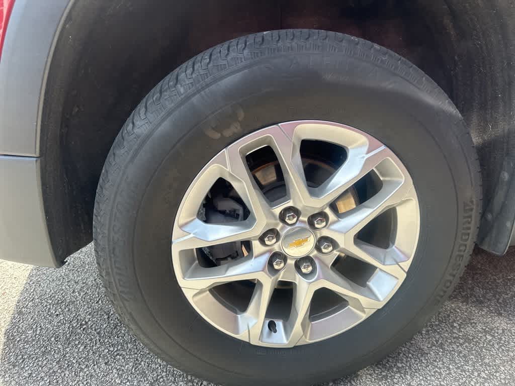 Thumbnail: 2021 Chevrolet Traverse - 11