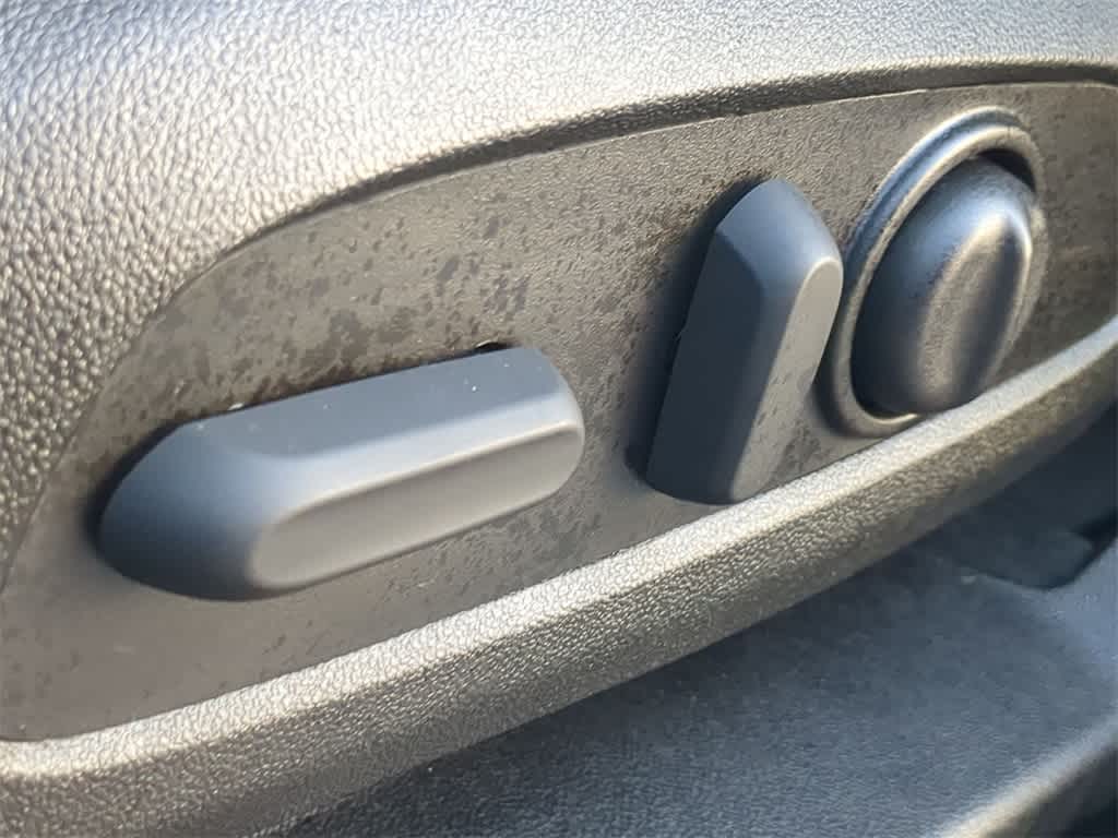 Thumbnail: 2023 Buick Enclave - 18