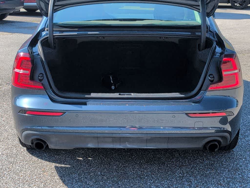 Thumbnail: 2020 Volvo S60 - 35