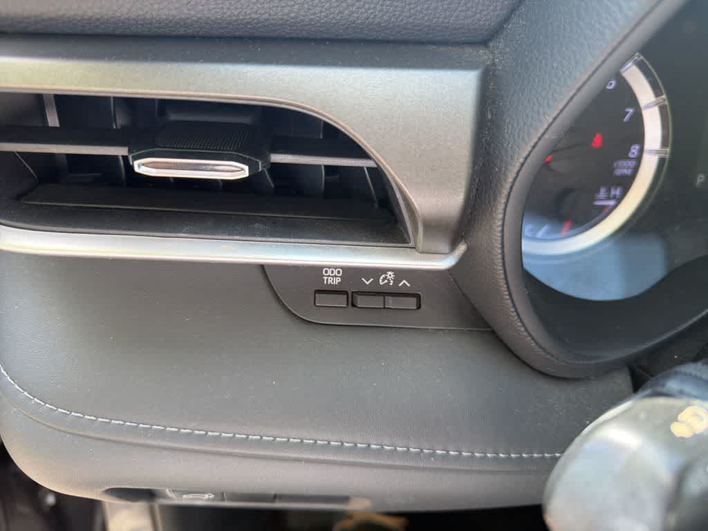 Thumbnail: 2021 Toyota Highlander - 8