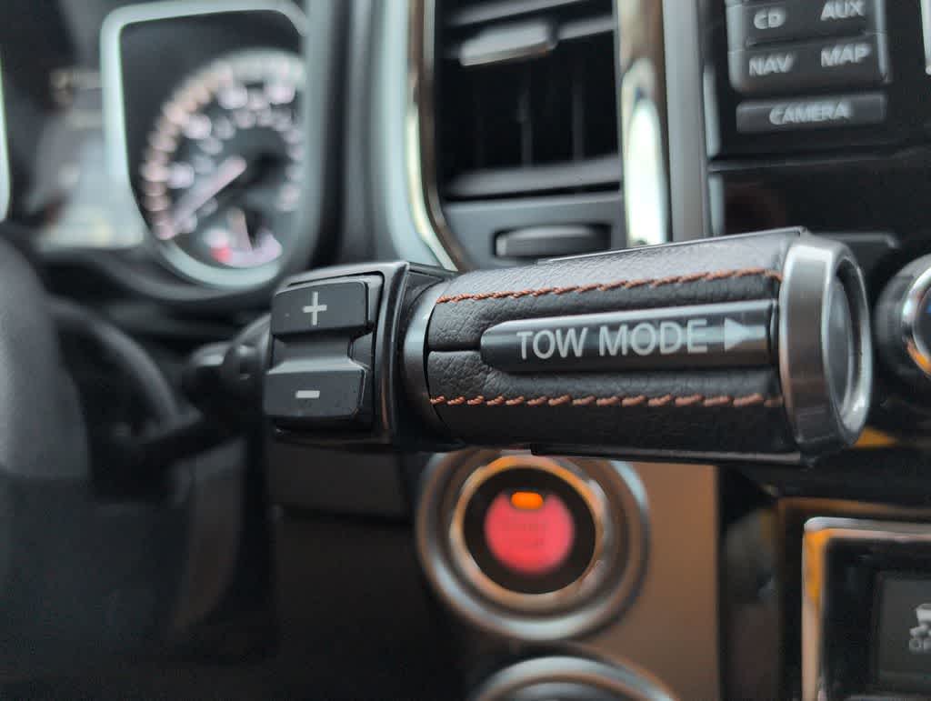 Thumbnail: 2017 Nissan Titan - 32