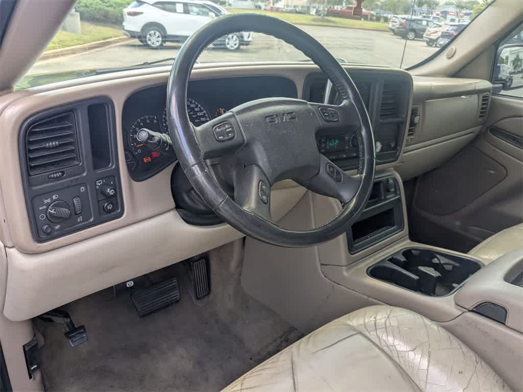 Thumbnail: 2004 GMC Yukon - 10