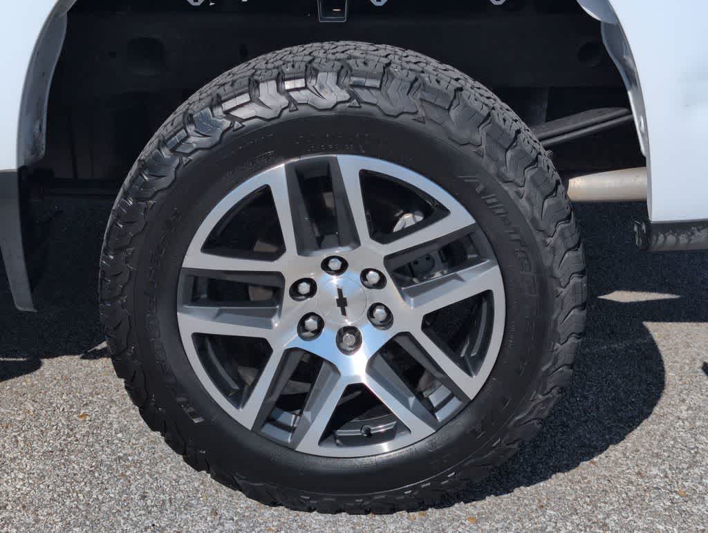 Thumbnail: 2020 Chevrolet Silverado 1500 - 14