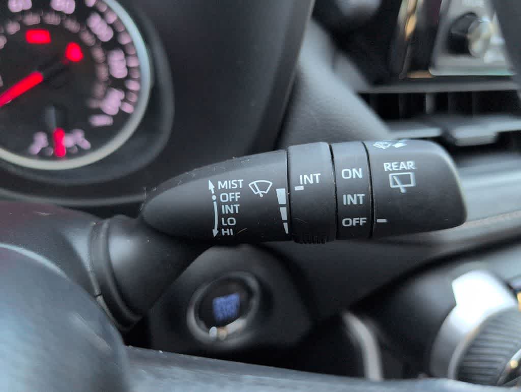 Thumbnail: 2021 Toyota RAV4 - 27