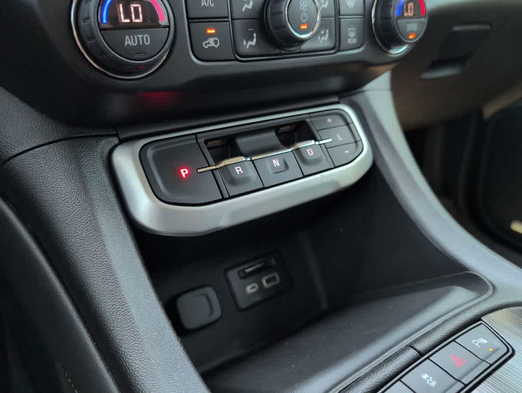 Thumbnail: 2022 GMC Acadia - 33