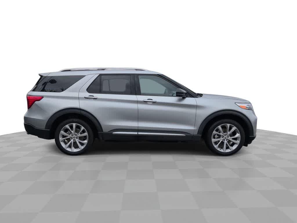 Thumbnail: 2021 Ford Explorer - 9