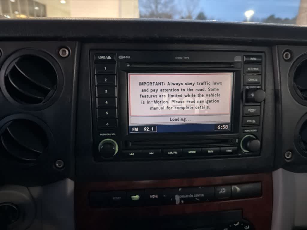 Thumbnail: 2007 Jeep Commander - 10