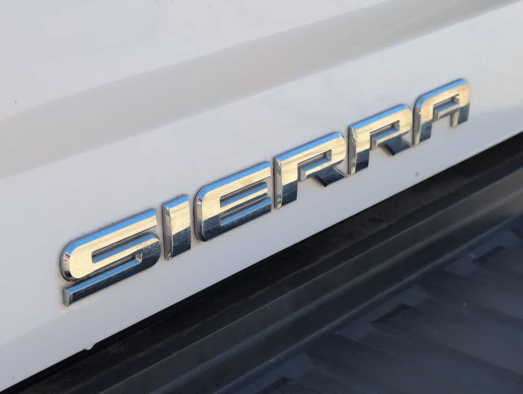 Thumbnail: 2015 GMC Sierra 3500 - 13