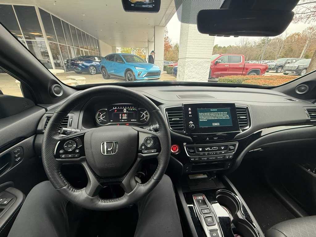 Thumbnail: 2023 Honda Passport - 3