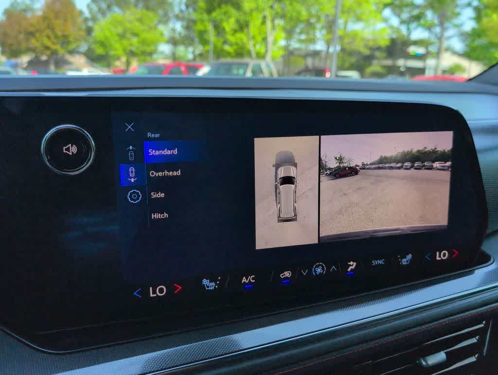 Thumbnail: 2025 Chevrolet Tahoe - 32