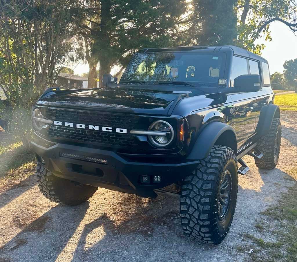 Thumbnail: 2022 Ford Bronco - 1