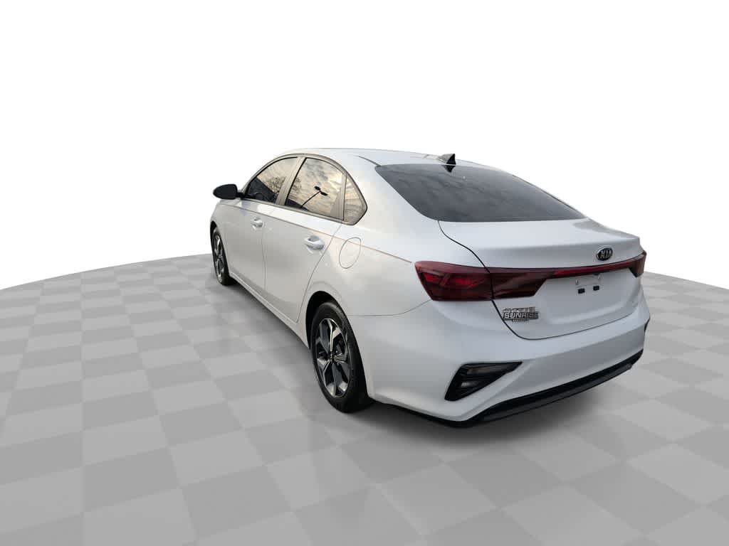 Thumbnail: 2021 Kia Forte - 6
