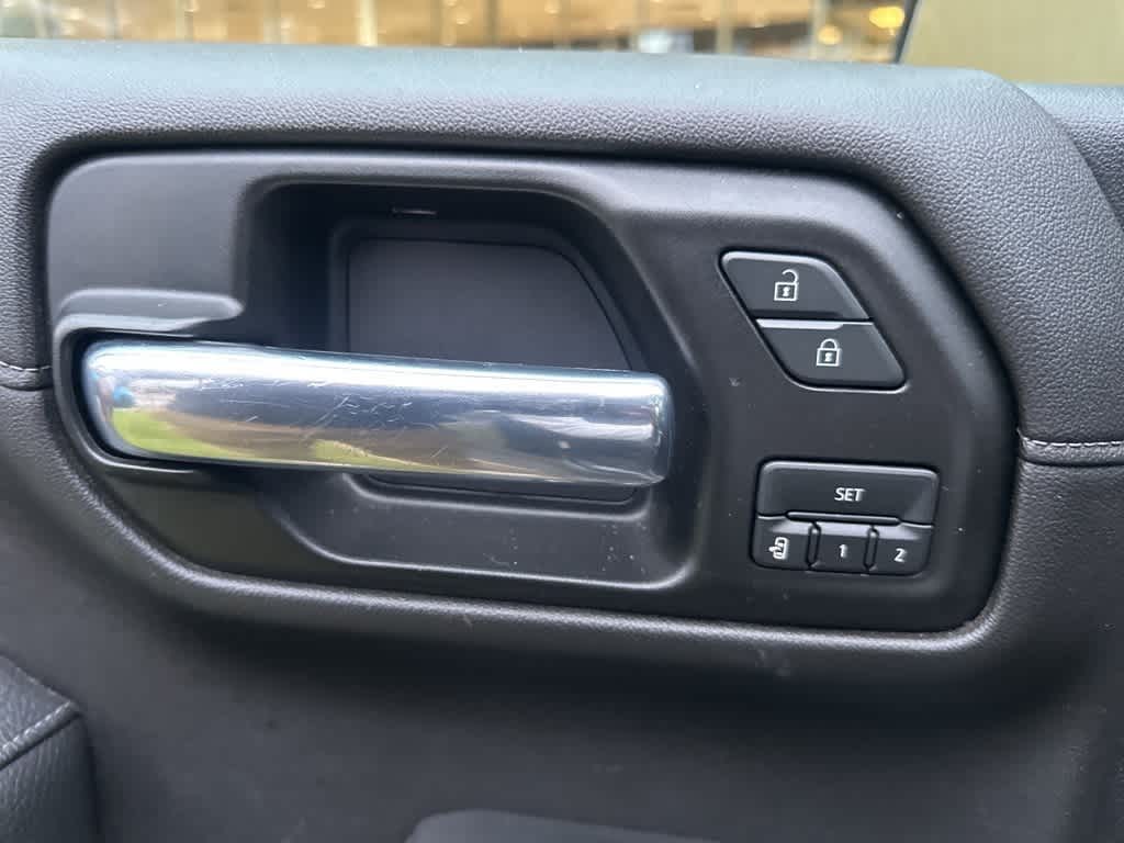 Thumbnail: 2019 GMC Sierra 1500 - 16