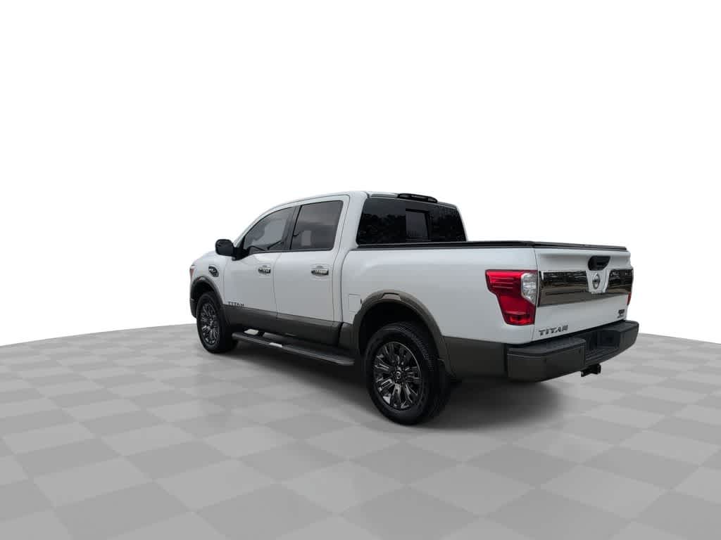 Thumbnail: 2017 Nissan Titan - 6