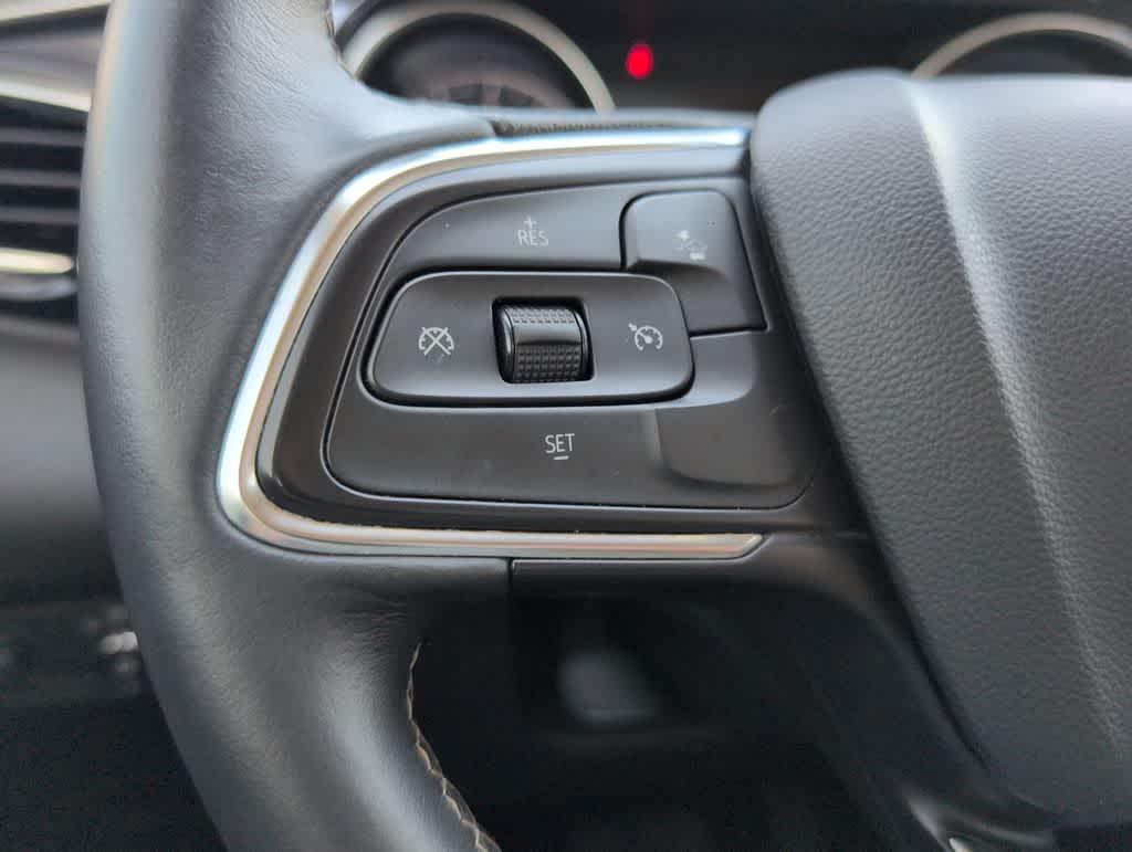 Thumbnail: 2022 Buick Encore GX - 24