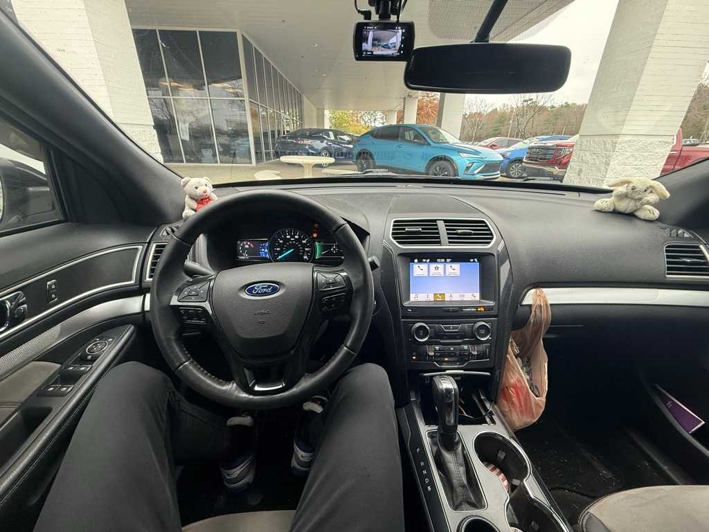 Thumbnail: 2017 Ford Explorer - 3