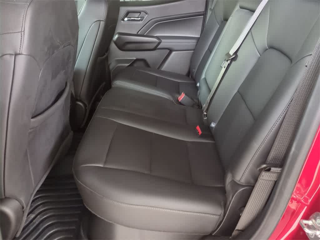 Thumbnail: 2024 Chevrolet Colorado - 20