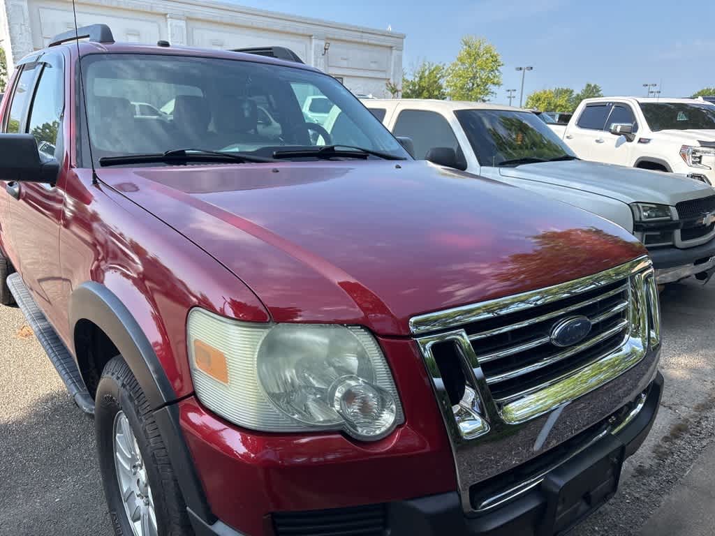Thumbnail: 2007 Ford Explorer Sport Trac - 16