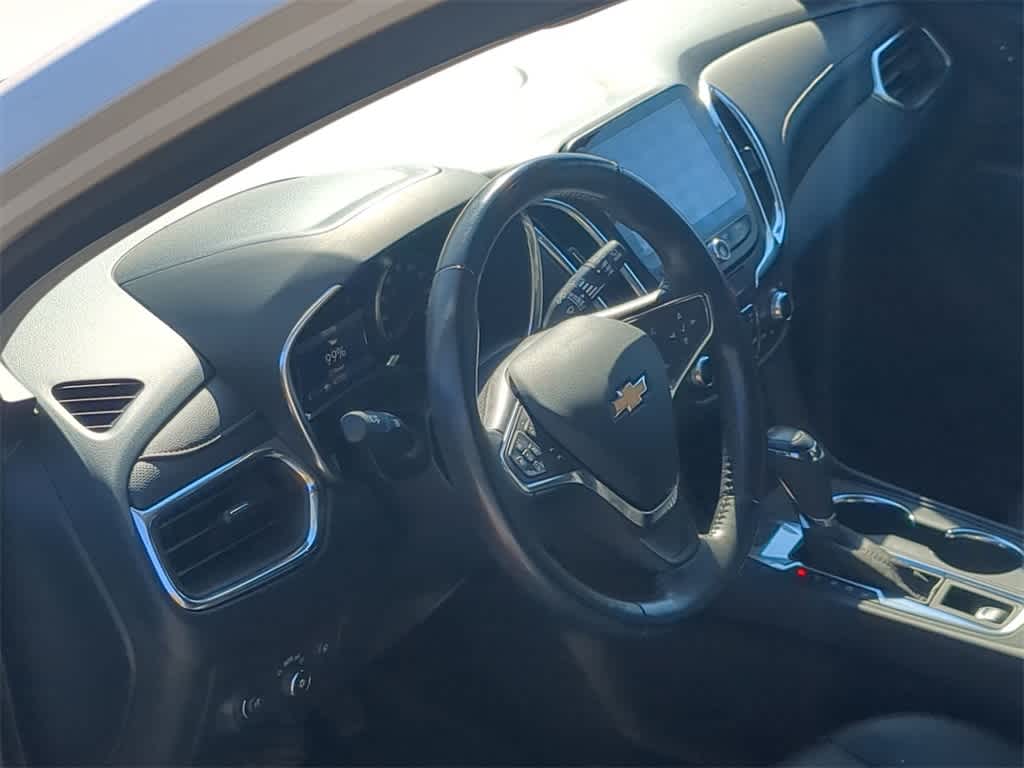 Thumbnail: 2021 Chevrolet Equinox - 10