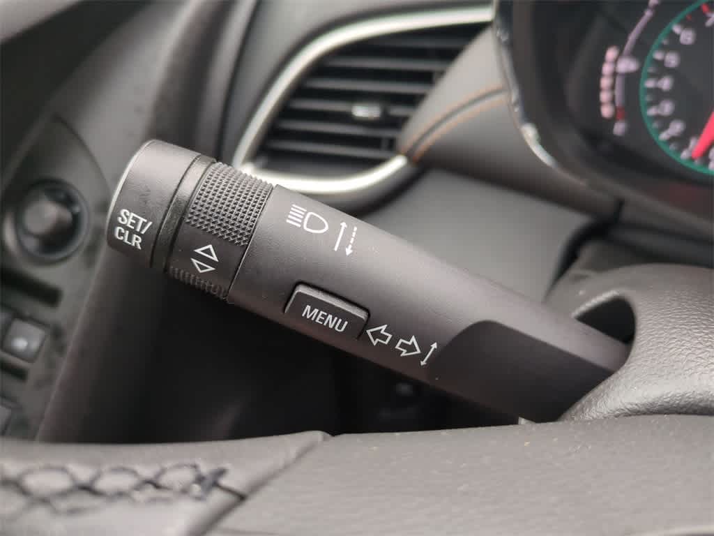 Thumbnail: 2022 Chevrolet Trax - 26