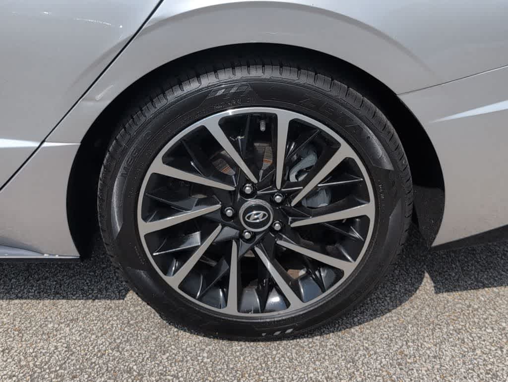 Thumbnail: 2021 Hyundai Sonata - 13