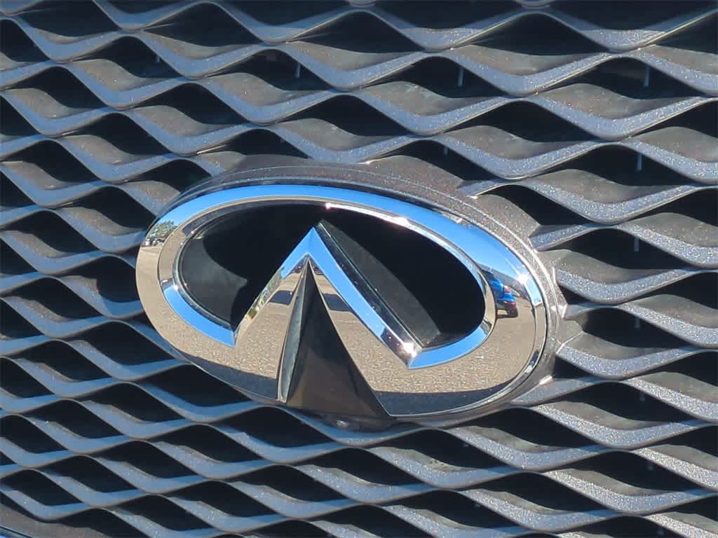 Thumbnail: 2020 INFINITI QX80 - 12