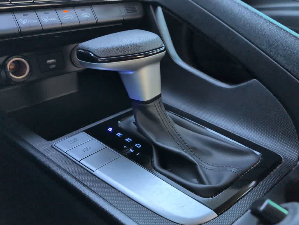 Thumbnail: 2022 Hyundai Elantra - 31