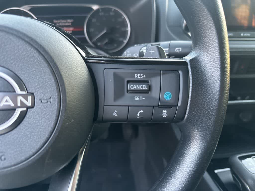 Thumbnail: 2023 Nissan Rogue - 15