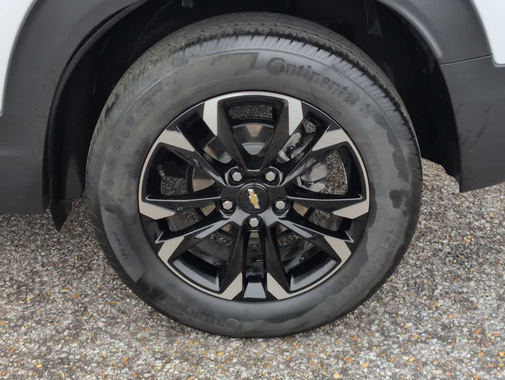 Thumbnail: 2023 Chevrolet TrailBlazer - 14