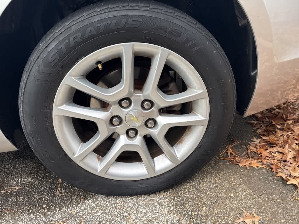 Used 2015 Chevrolet Malibu LT w/1LT Sedan