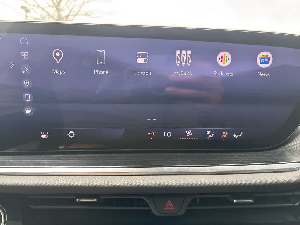 Thumbnail: 2024 Buick Envision - 19