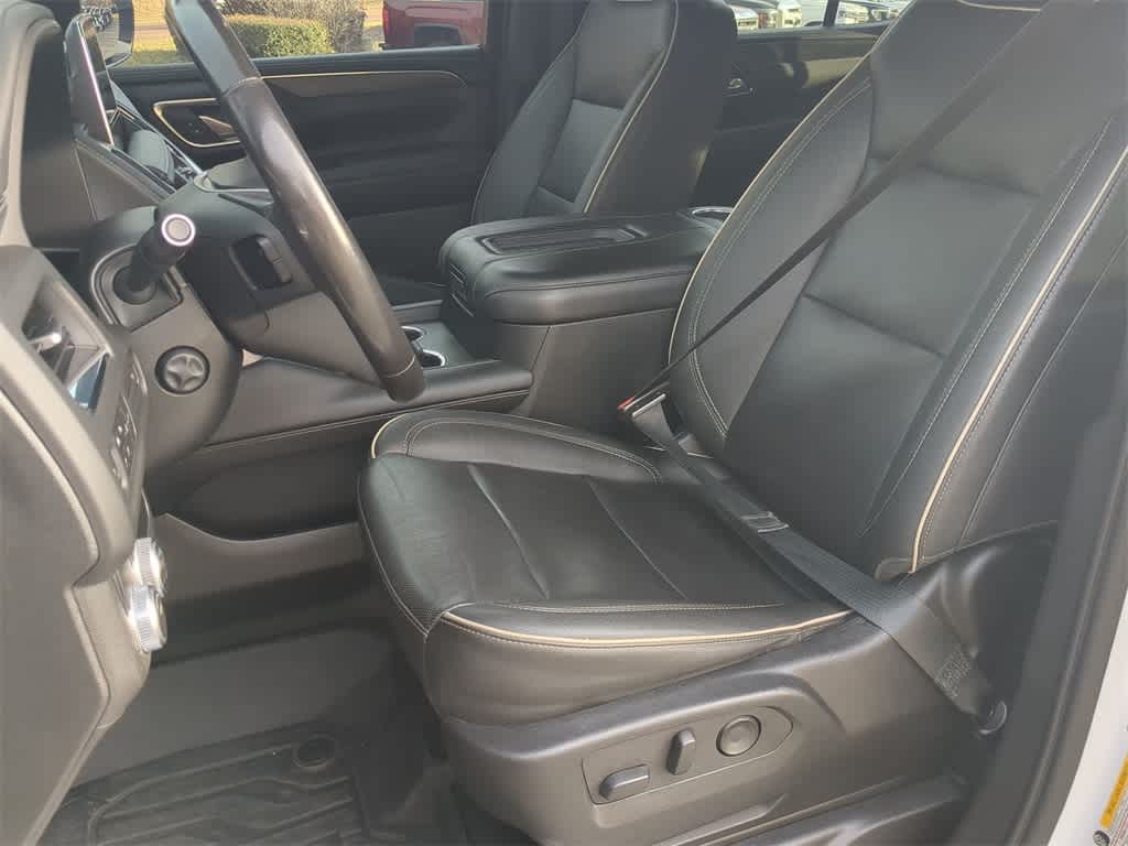 Thumbnail: 2022 GMC Yukon - 17