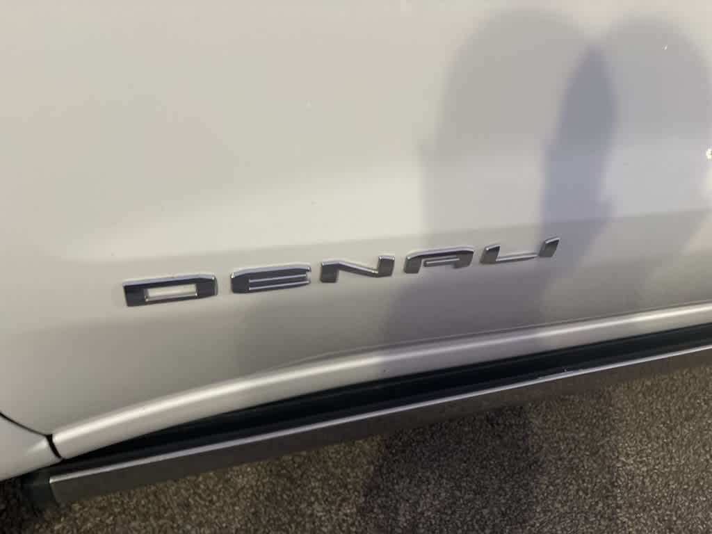 Thumbnail: 2022 GMC Sierra 1500 - 3