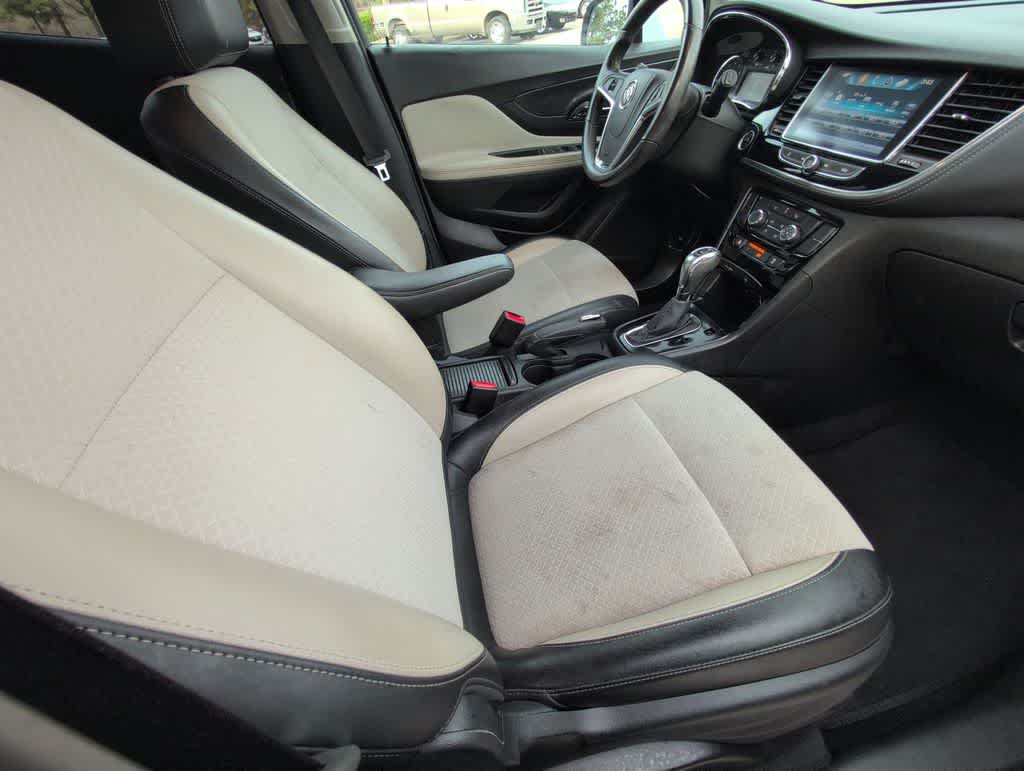 Thumbnail: 2018 Buick Encore - 21