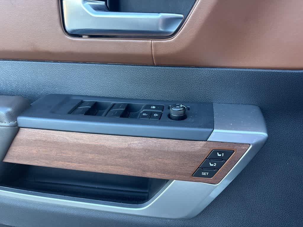 Thumbnail: 2022 Toyota Tundra - 24