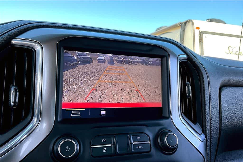 Thumbnail: 2019 Chevrolet Silverado 1500 - 21