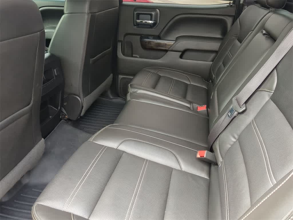 2016 GMC Sierra 2500 Denali 21