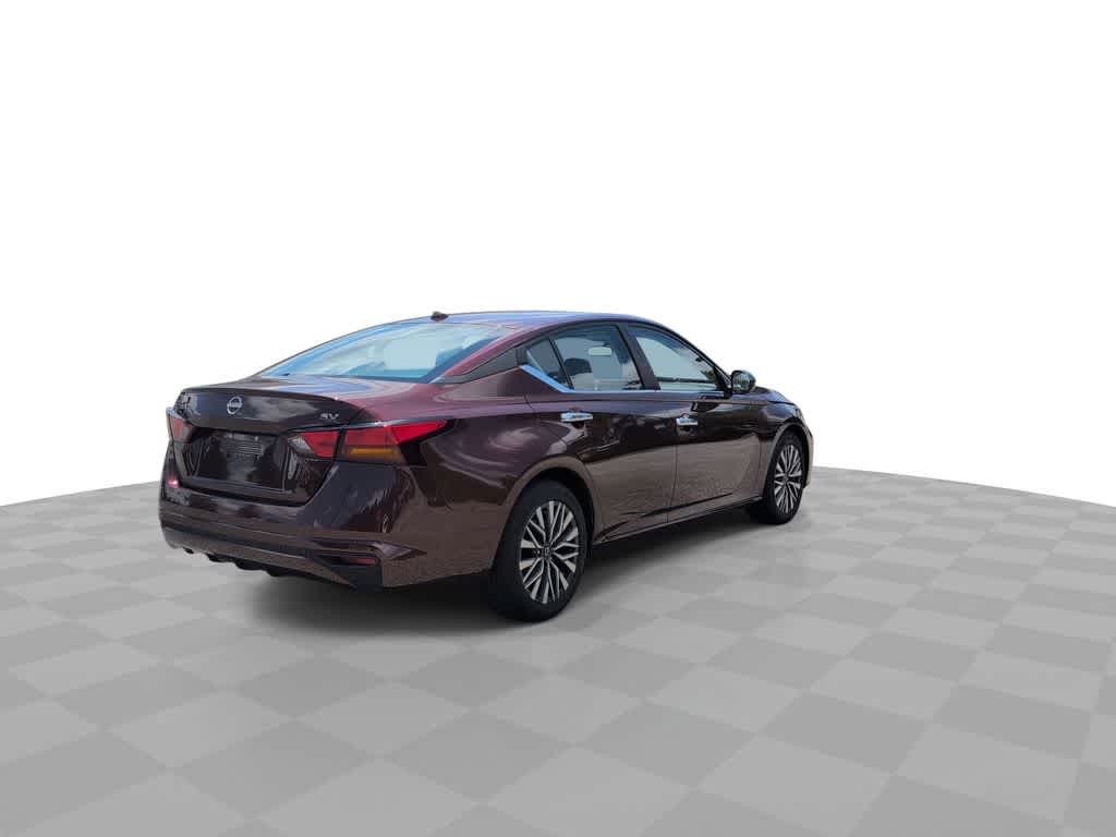 Thumbnail: 2024 Nissan Altima - 8