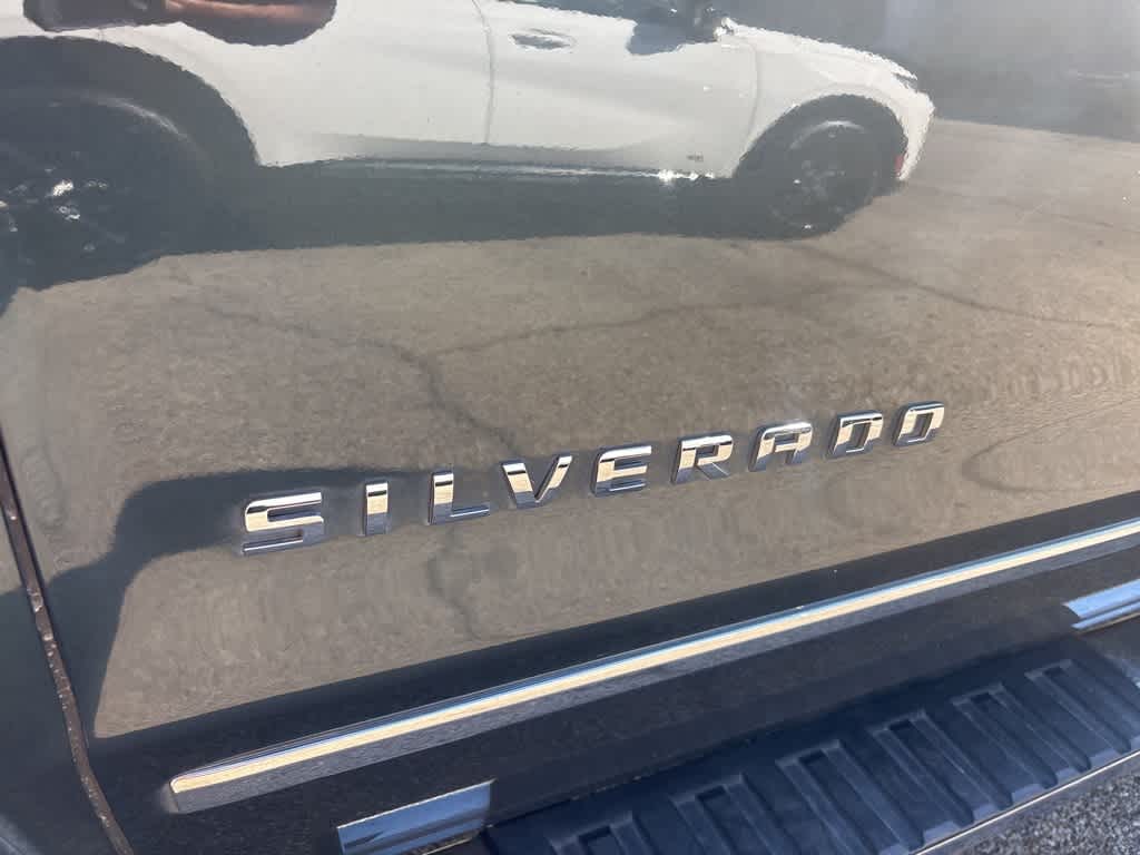 Thumbnail: 2017 Chevrolet Silverado 1500 - 2