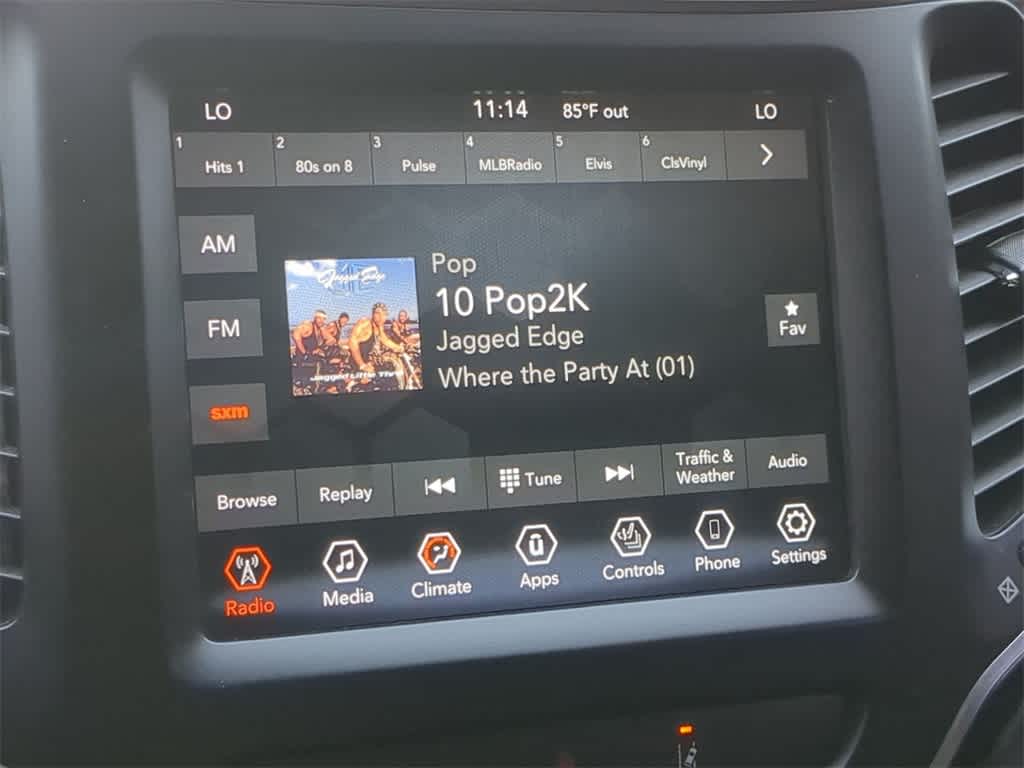 Thumbnail: 2021 Jeep Cherokee - 30