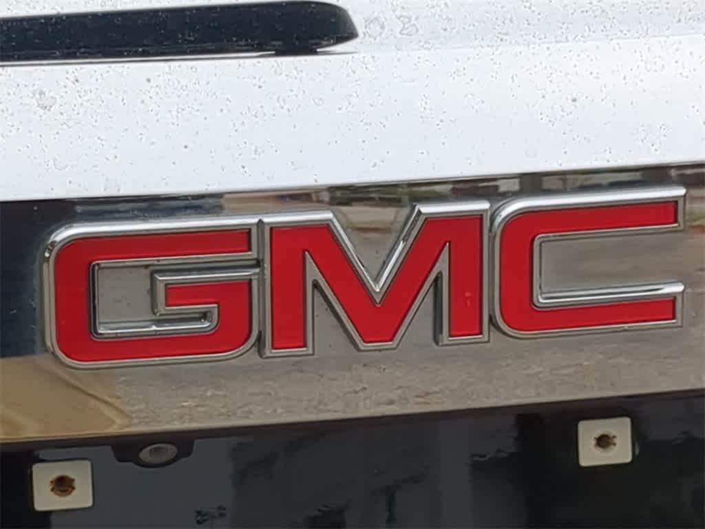 Thumbnail: 2015 GMC Terrain - 12