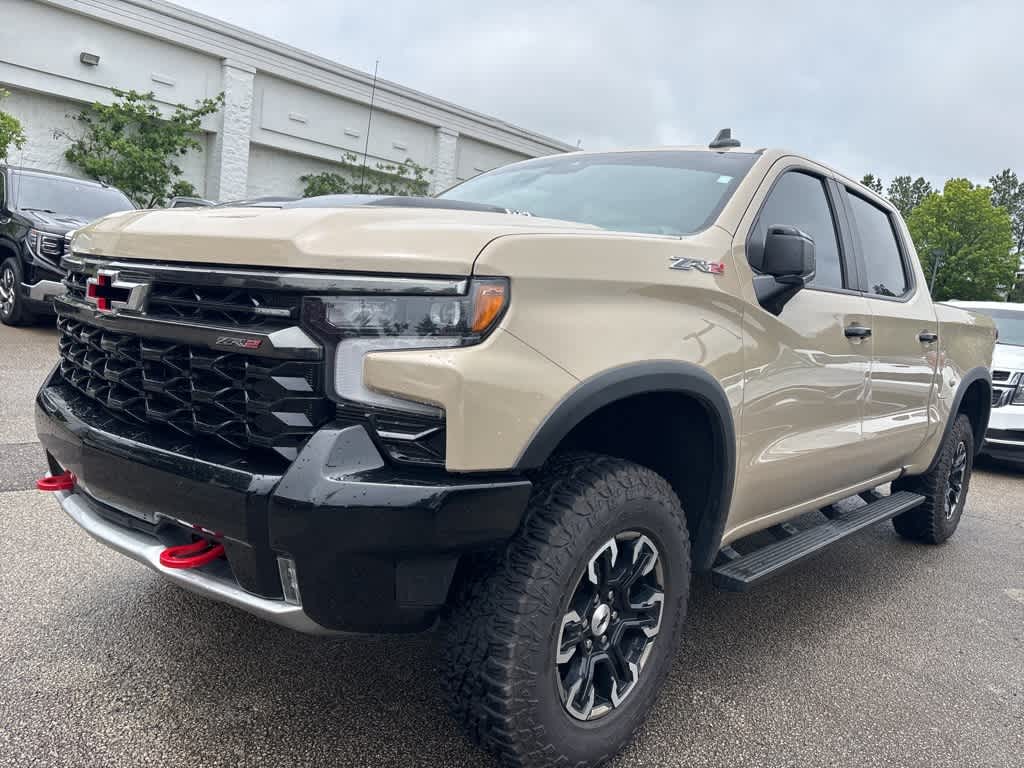 2022 Chevrolet Silverado 1500 ZR2 Hero Image