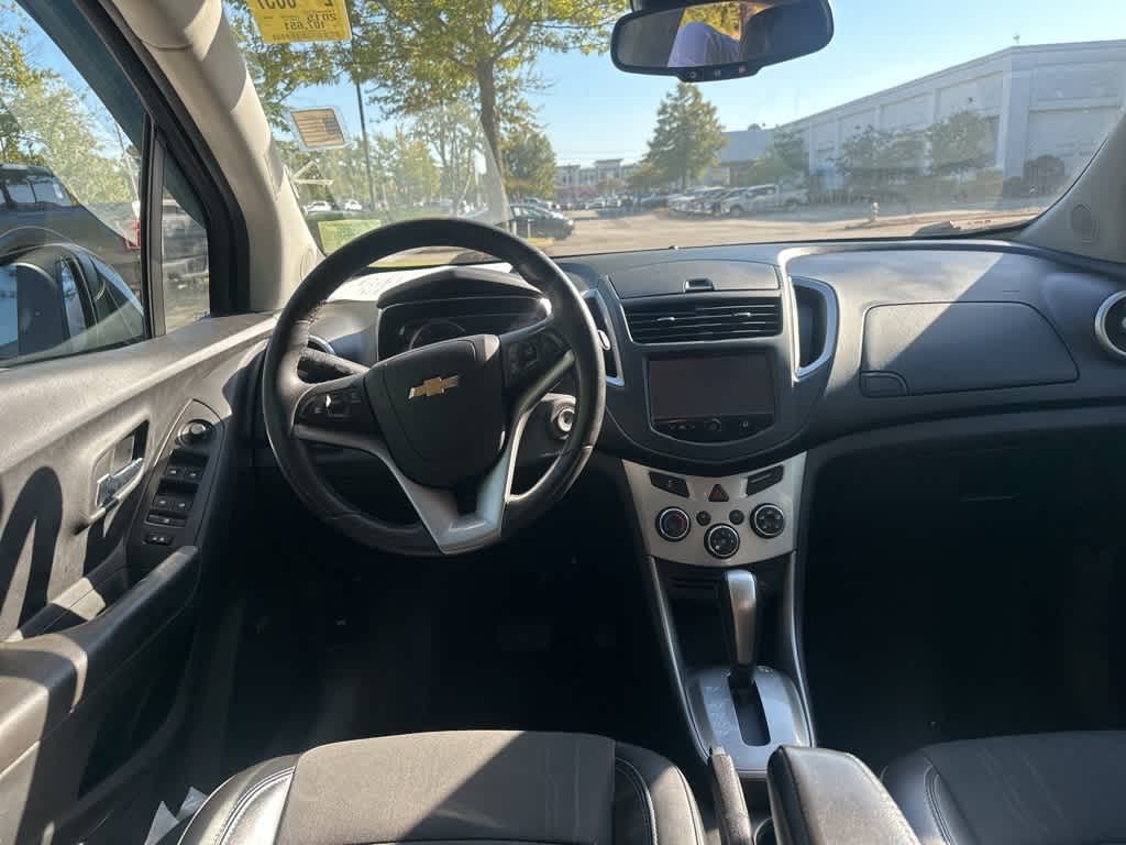 Thumbnail: 2015 Chevrolet Trax - 6